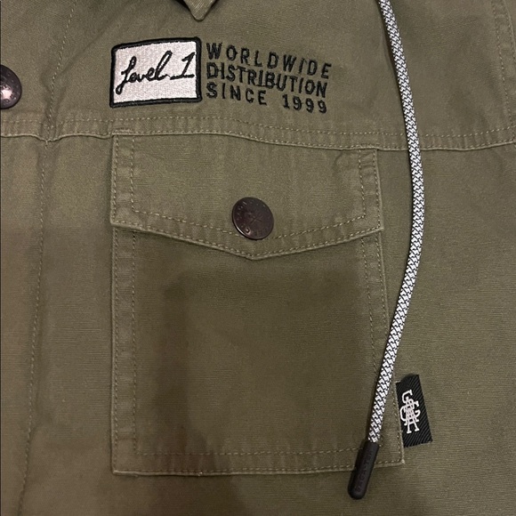 💁♂️Men's Olive Green Hooded Jacket Level 1 with different countries flags on it - Picture 6 of 9